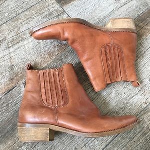 Madewell Brown Chelsea boots/booties